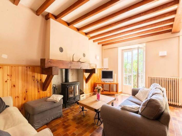 Gîte pour 10 personnes, avec terrasse et jardin à Avajan - 2