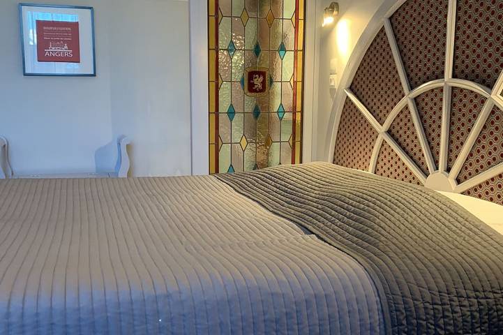 Location de vacances pour 15 personnes, avec jardin ainsi que piscine et jacuzzi dans Bellevigne-en-Layon - 4