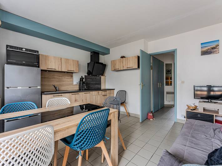 Gîte pour 6 personnes, avec terrasse dans Office De Tourisme De Biscarrosse - 3