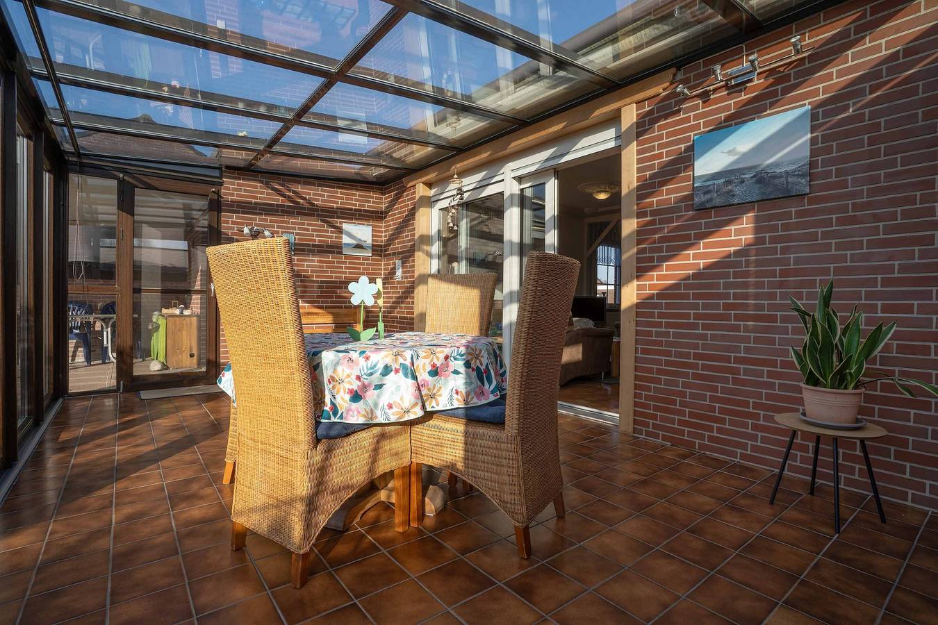 Ferienhaus 'Haus Ferienparadies' mit Terrasse, privatem Garten und Wi-Fi in Hage, Norden und Umgebung