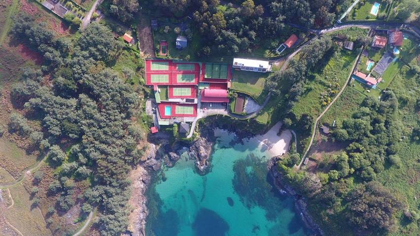 Gîte pour 2 personnes, avec jardin ainsi que vue et piscine à Oleiros (Espanha) - 2
