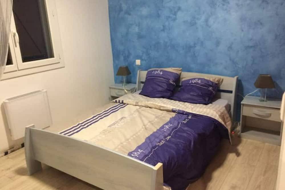 Villa 100m²+ Piscine Sécurisée Avec Cuisine D'été in Saint-Paul-et-Valmalle, Región de Lodève