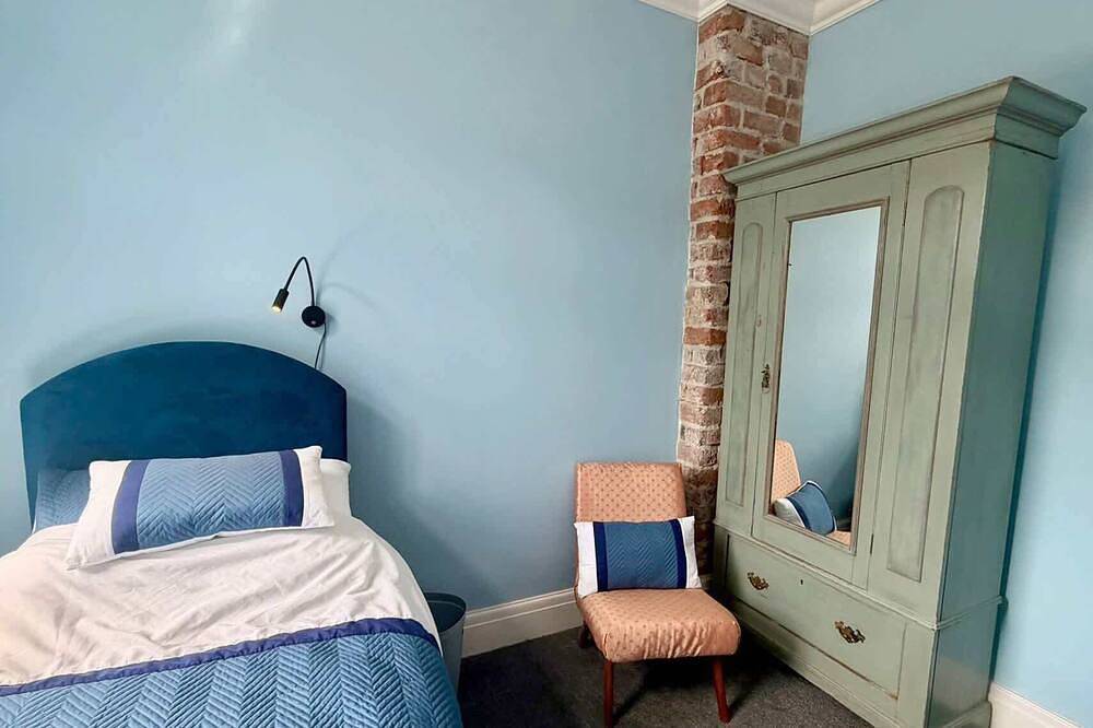 The Hideaway - A Cosy Beachside Retreat in Lancashire