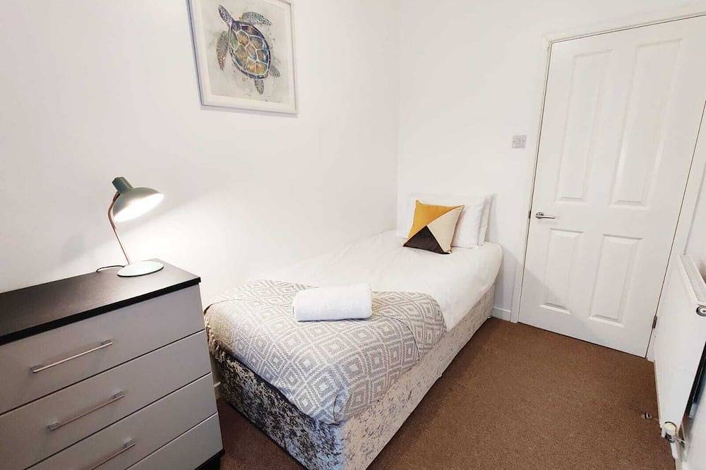 Apartamento entero, Contractor House • Tvs in All Rooms • Parking in Swansea, Región de Swansea