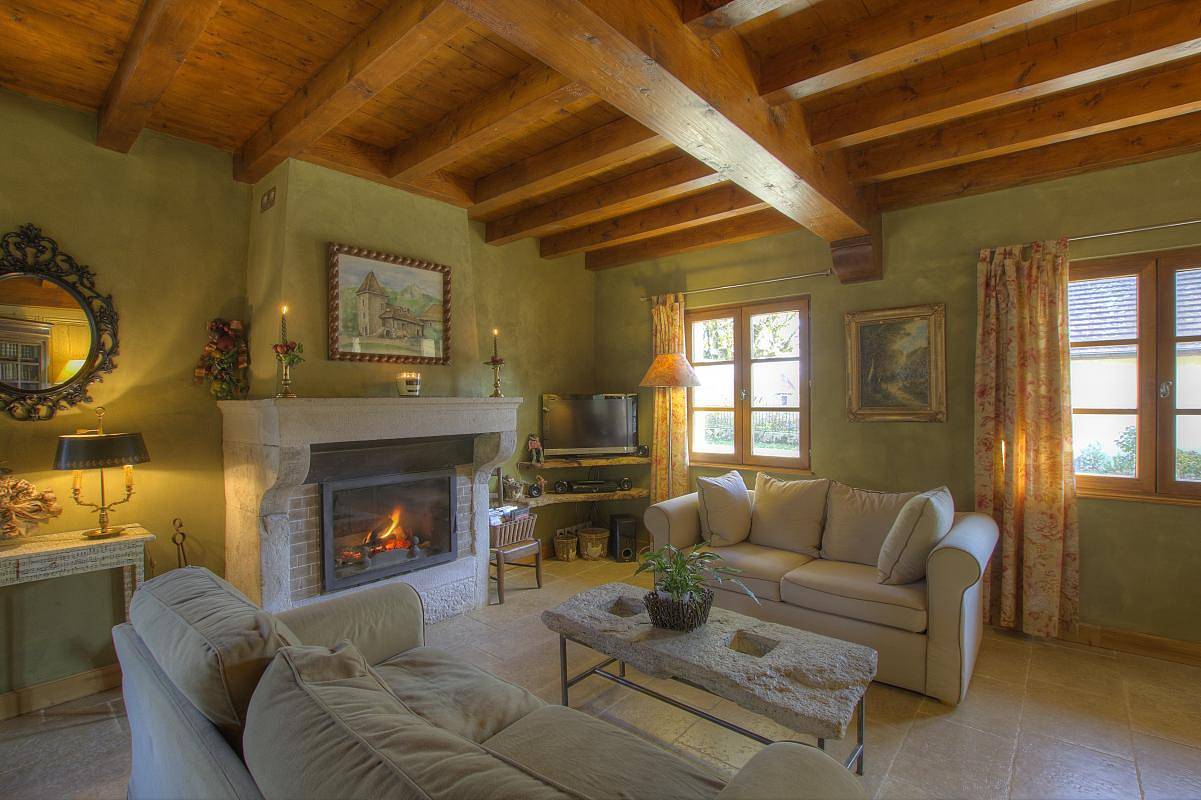 Les Epées in Conzieu, Belley