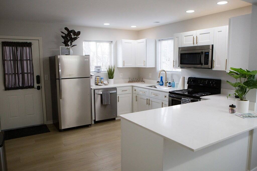 Townhouse on Strand...Centrally located with all new furnishings and Central Ac in Missoula, Lolo Nationalwald