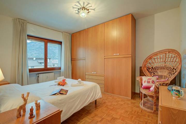 Ganze Wohnung, Appartamento Vista Alta with Balcony for 5 in Oulx, Via Lattea