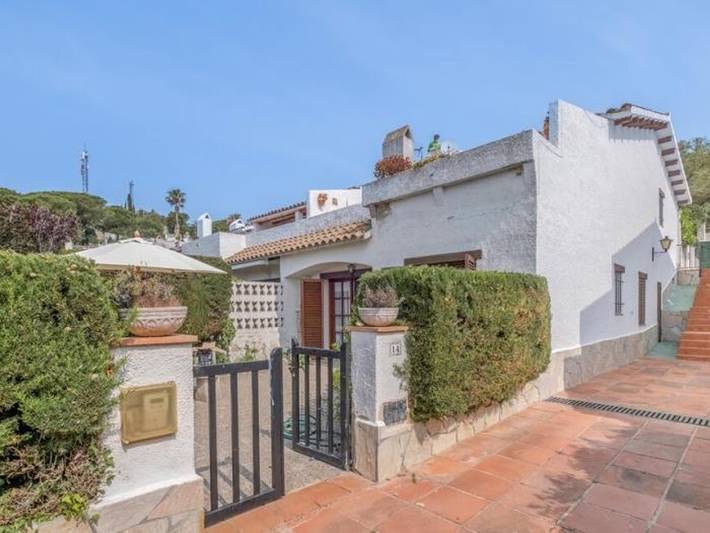 Casa rural para 5 personas, con piscina y jardín, Se admiten mascotas en Tossa de Mar