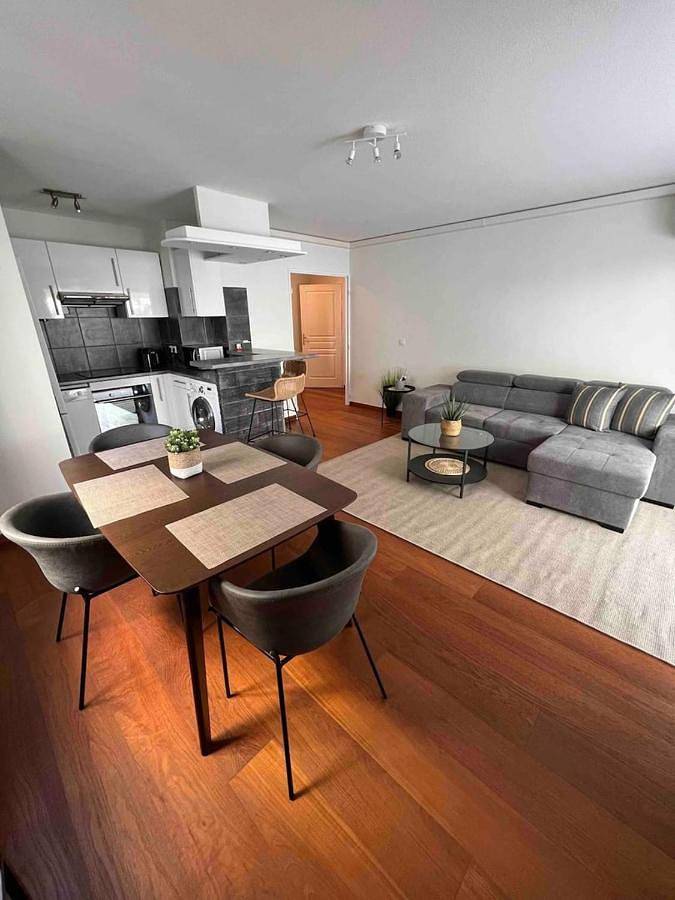 Gîte pour 6 personnes, avec Balcon dans Office de Tourisme de Cagnes sur Mer