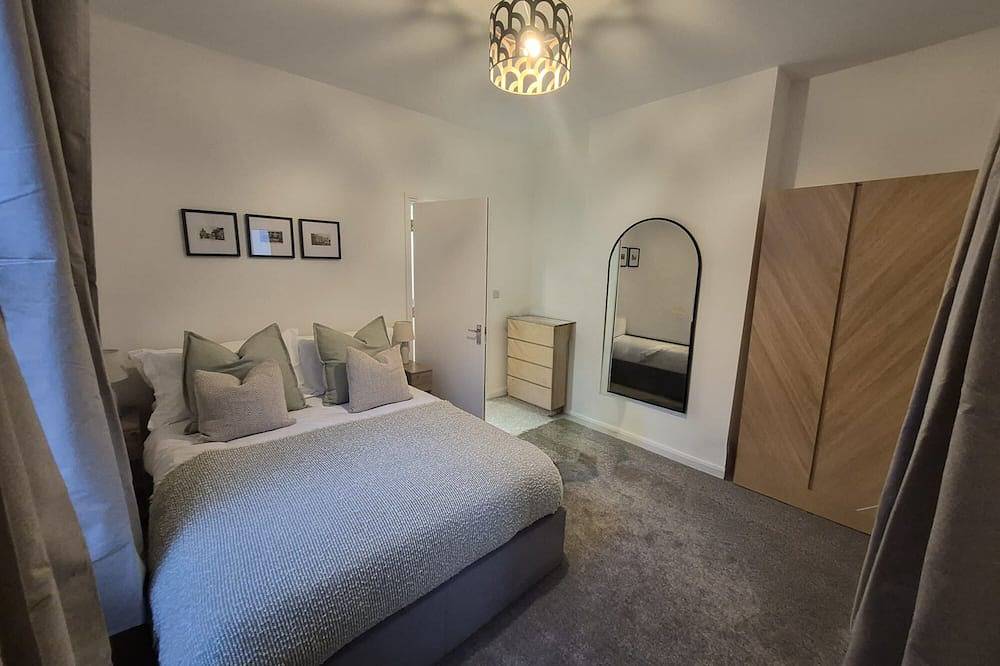 Apartamento entero, Sleek 1-Bed Flat near Warwick Castle + Parking in Warwick, Heart of England