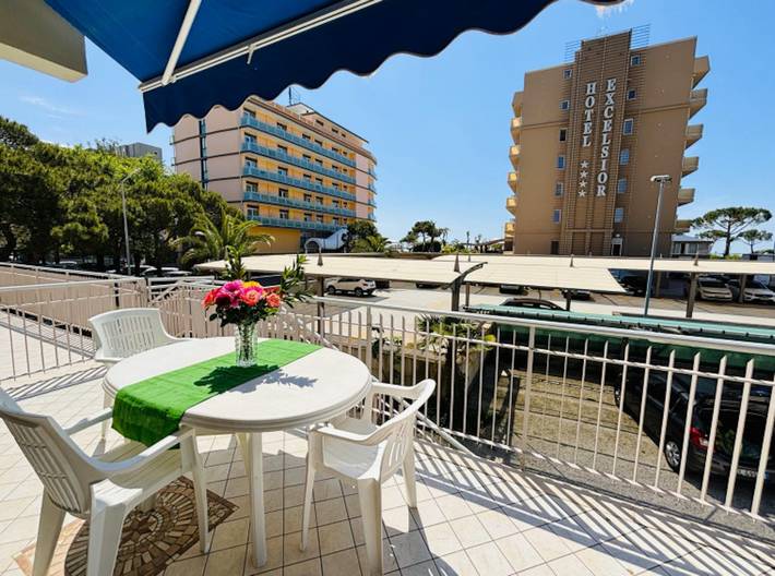 Ferienwohnung für 8 Personen, mit Balkon - 1