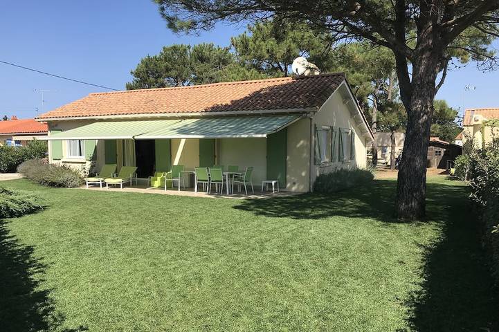 Maison de vacances pour 16 personnes, avec Terrasse et Jardin à Bretignolles-sur-Mer