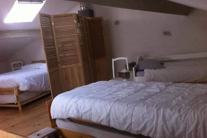 Location de vacances pour 8 personnes, avec balcon et jardin à Mercus-Garrabet - 4