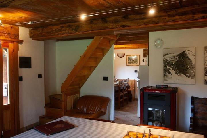 Gîte pour 4 personnes, avec vue et jardin, animaux acceptés dans Alpe Devero - 4