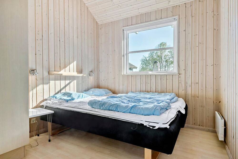 Awesome home in Idestrup with Wifi in Swedish Baltic Sea