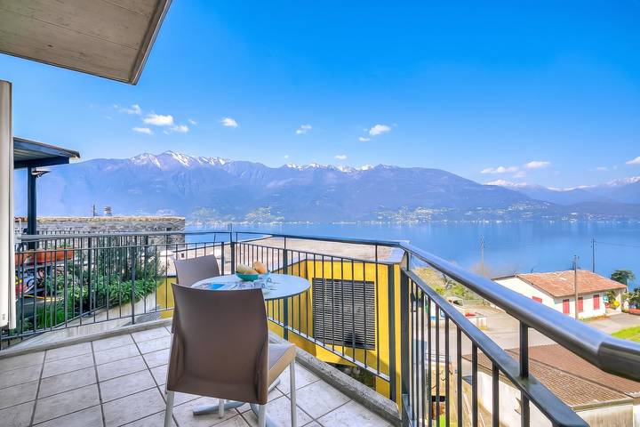 Villa für 4 Personen, mit Terrasse und Seeblick in Ascona
