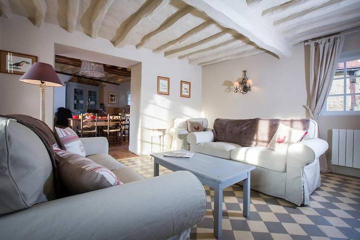 Location de vacances pour 7 personnes, avec jardin dans Vexin-sur-Epte - 2