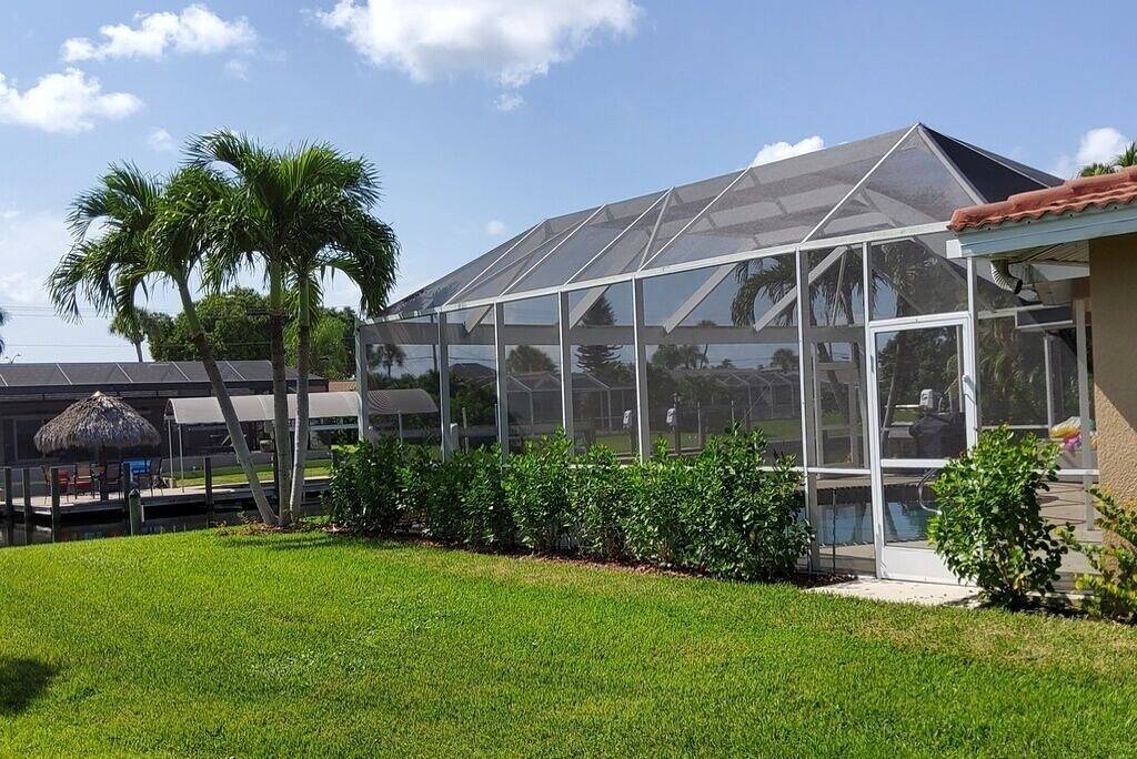 Completely New everything, South Cape Coral, Pool Home, with Gulf access in Cape Coral, Southwest Florida