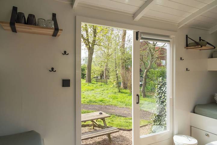 Tinyhouse Het Voordek - am See in der Nähe von Amsterdam in Vinkeveen, Groene Hart