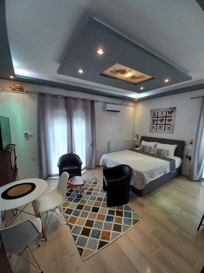Ferienwohnung für 2 Personen, mit Terrasse und Ausblick, mit Haustier in Volos