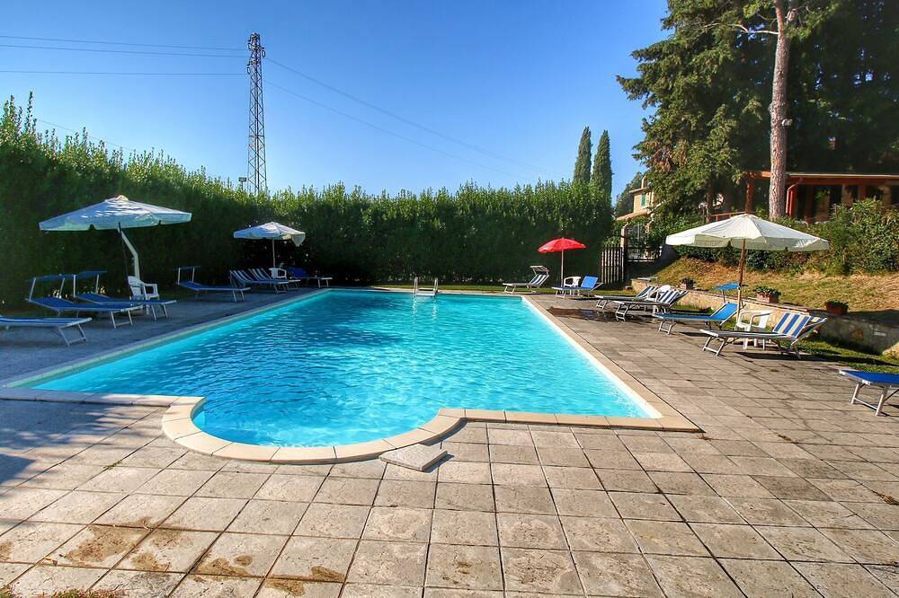 Ferme près du Lac Trasimeno in Gualdo Cattaneo, Province de Pérouse