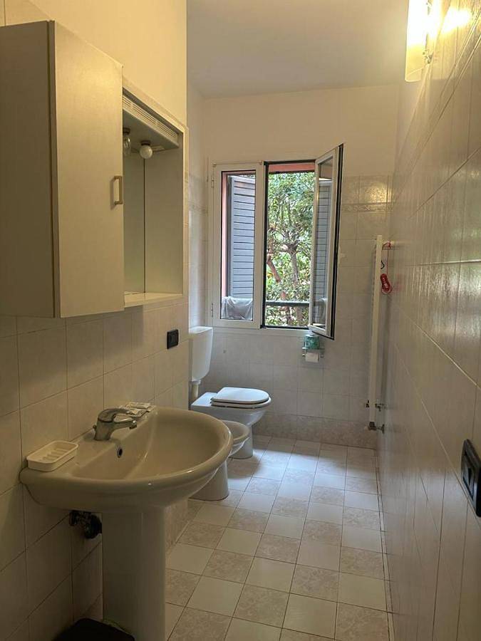 Gîte pour 4 personnes, avec terrasse et vue dans Gare De Bologne - 3