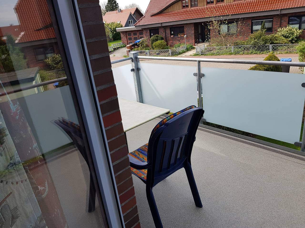 Ganze Wohnung, Apartment 'Fewo Tenge Og Links' mit Balkon und Wlan in Hooksiel, Wangerland