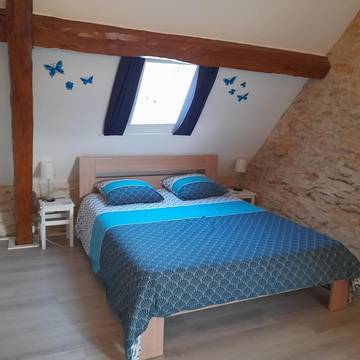 Gîte pour 2 personnes, avec jardin et piscine à Fajoles