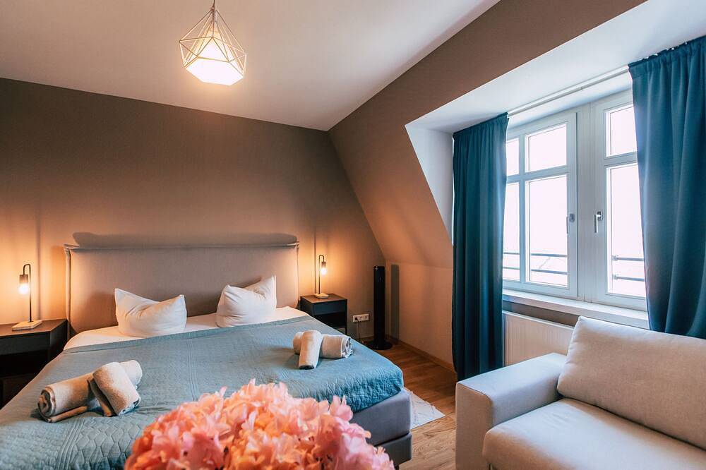 Apartamento entero, Rooftop Studio mit Wohnküche und Terrasse - Luga Homes - Stadthaus in Leipzig Mitte, Leipzig