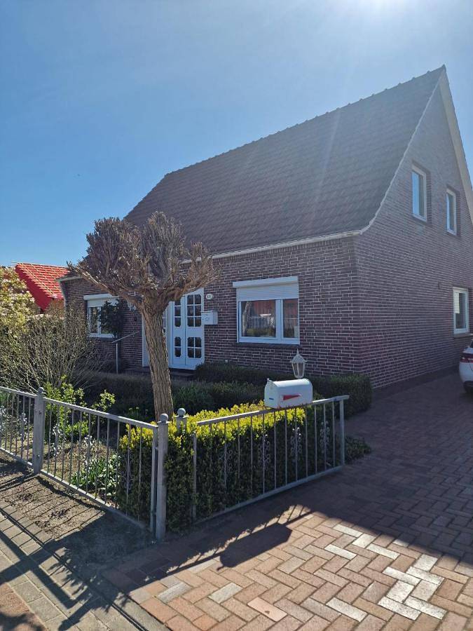 Ferienwohnung für 6 Personen, mit Terrasse und Garten sowie Ausblick in Großheide