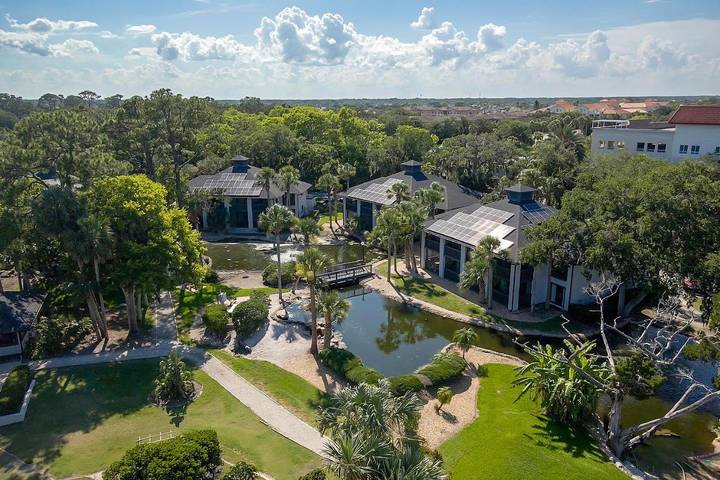 Resort para 6 personas, con piscina además de jardín y vistas, Se admiten mascotas - 1