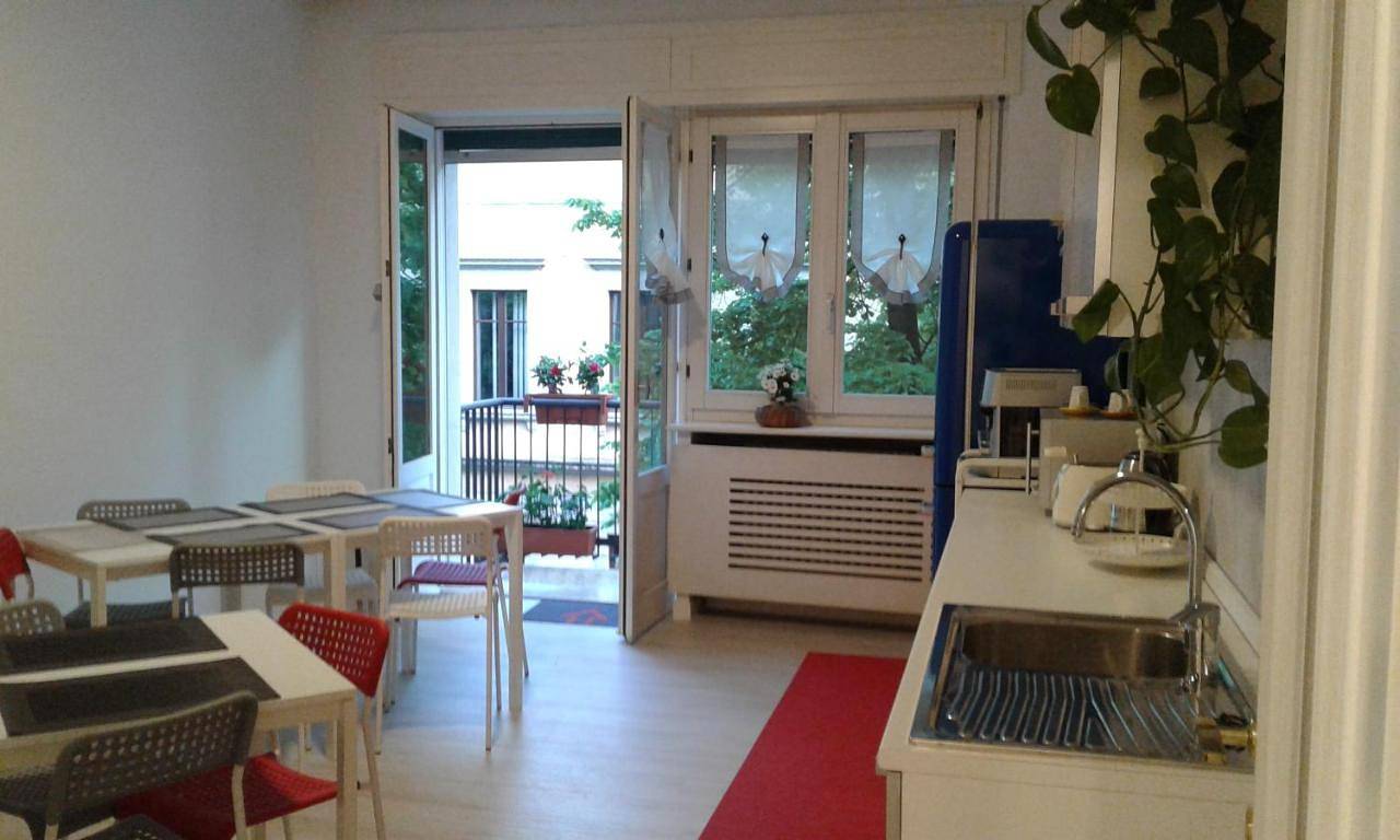 Basic Triple Room with Shared Bathroom in Trient, Fleimstaler Alpen