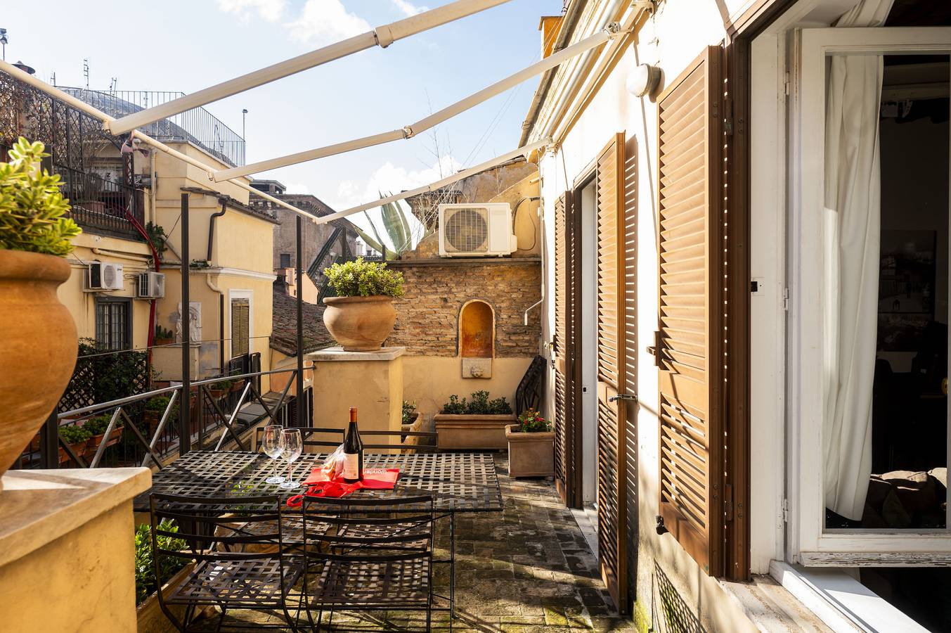 Appartamento intero, Above Pantheon Roof in Centro di Roma, Roma