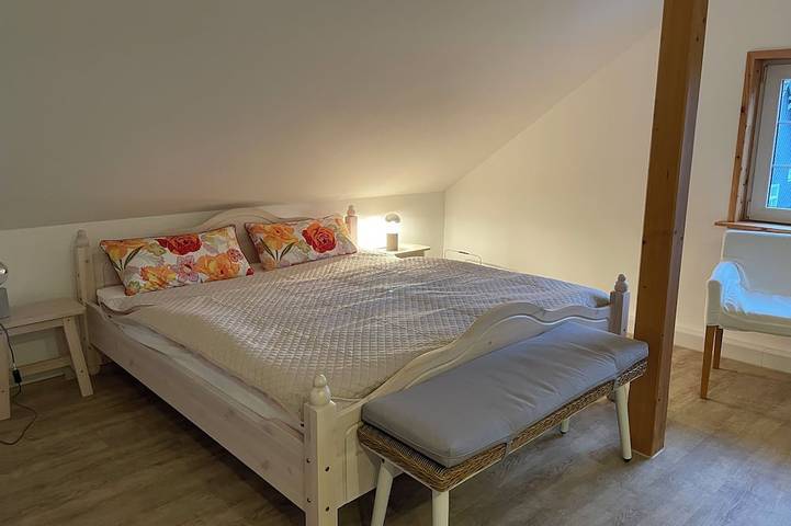Ferienwohnung für 3 Personen, mit Garten