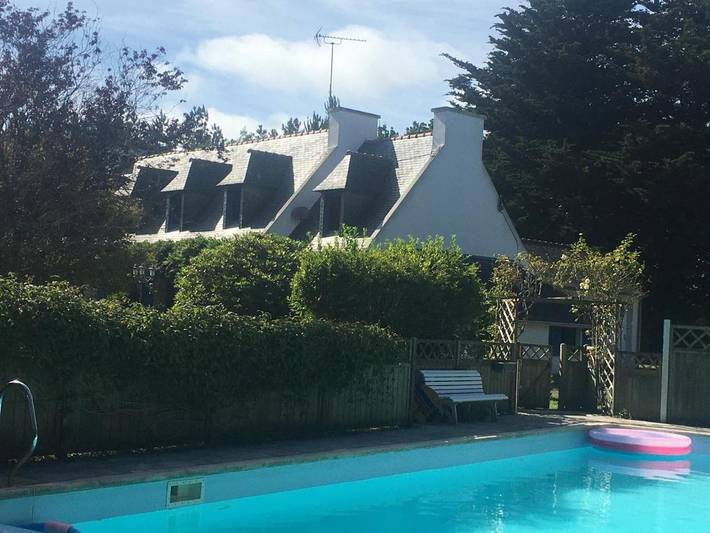 Chambre d’hôte pour 2 personnes, avec Terrasse et Jardin ainsi que Piscine et Vue