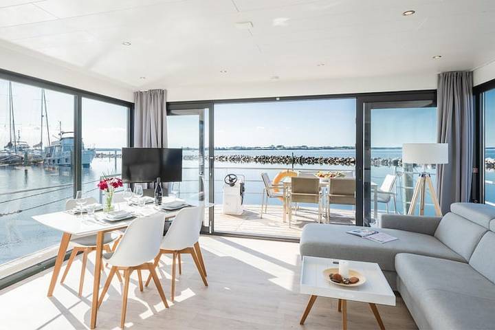 Hausboot für 5 Personen, mit Terrasse, kinderfreundlich in Mecklenburg-Vorpommern - 4