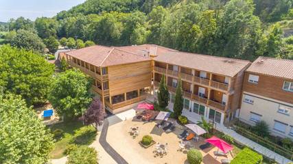 Hôtel pour 3 personnes, avec sauna et piscine ainsi que jardin et vue à Siorac-en-Périgord