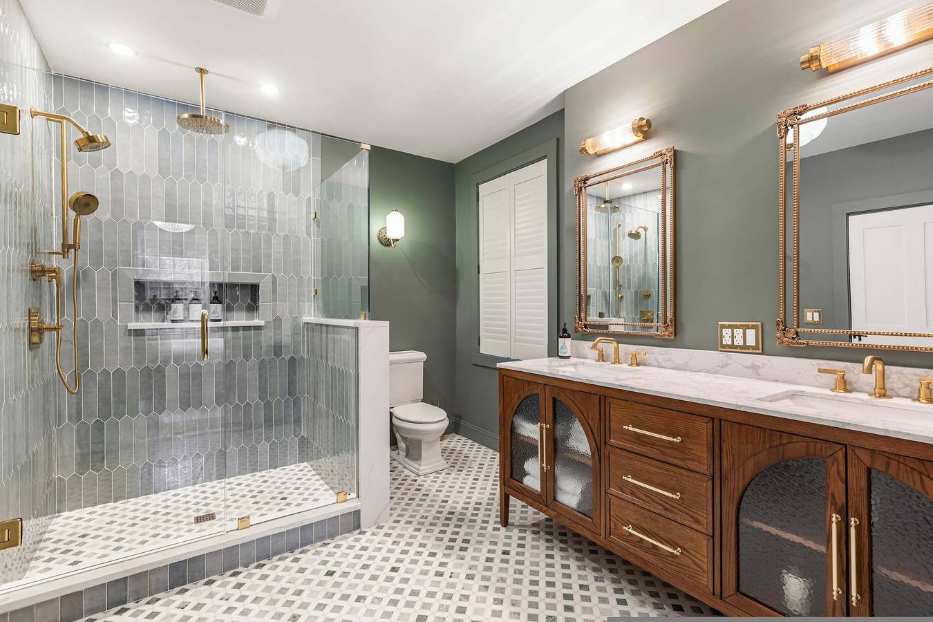 Ganze Wohnung, Sea Glass Suite at The Royce Seaside Haven in Newport, Newport County