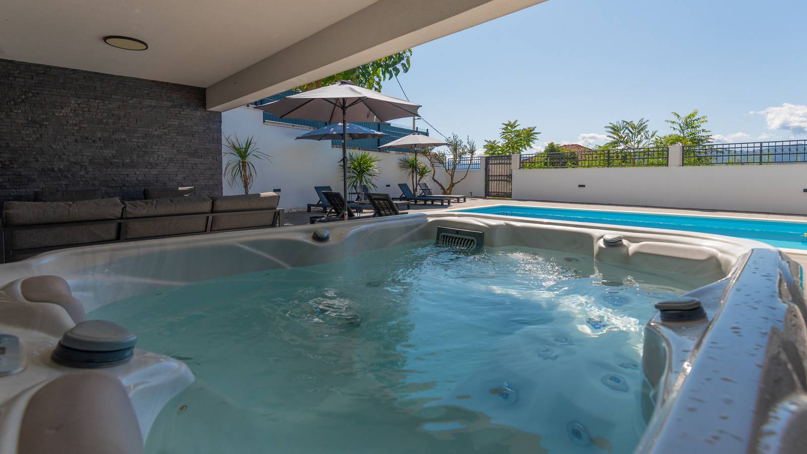 Villa Ella - Imotski by Villas Guide in Imotski, Makarska Riviera