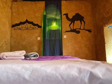 Maison d’hôte pour 2 personnes, avec jardin et vue dans Mhamid El Ghizlane