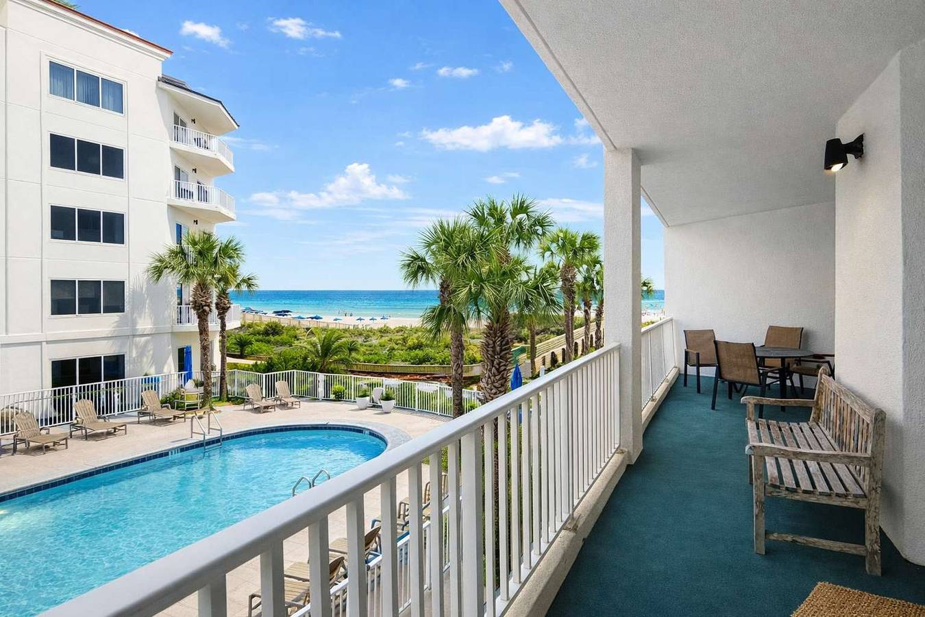 Ganze Wohnung, Palm Beach 22-D beachfront beach-view 2nd floor in Romar Beach, Orange Beach