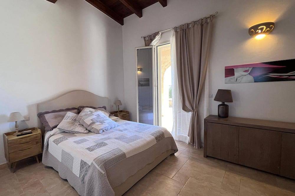 Villa Mary mit großem Garten und Zugang zum Schwim in Alezio, Golf von Tarent