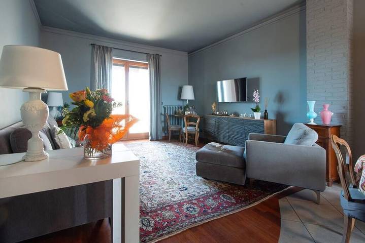 Appartamento per 4 persone, con Balcone e Terrazza nonché Panorama a Cherasco