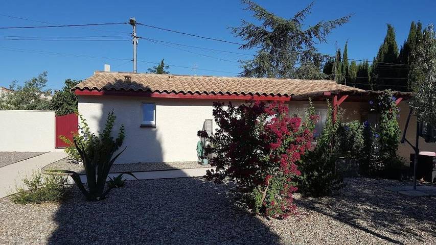 Location de vacances pour 2 personnes, avec jardin ainsi que piscine et vue à Cuxac-d'Aude - 3
