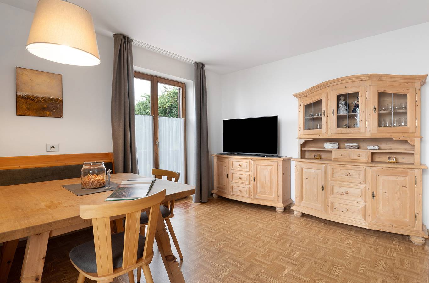 Ganze Wohnung, Apartment 'Stieberhof' mit Bergblick, Gemeinschaftsgarten und Wlan in Feldthurns, Dolomiti Superski