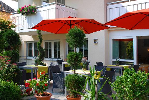 Hotel Im Winkel - Doppelzimmer mit Balkon oder Terrasse für 1-2 Personen in Langenargen, Obersee (Bodensee)