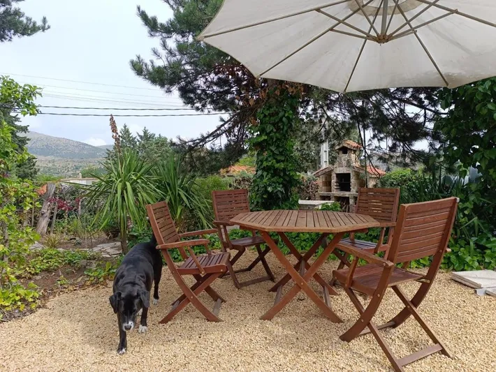 Casa de vacaciones para 5 personas, con vistas y jardín además de terraza y piscina, Se admiten mascotas - 1
