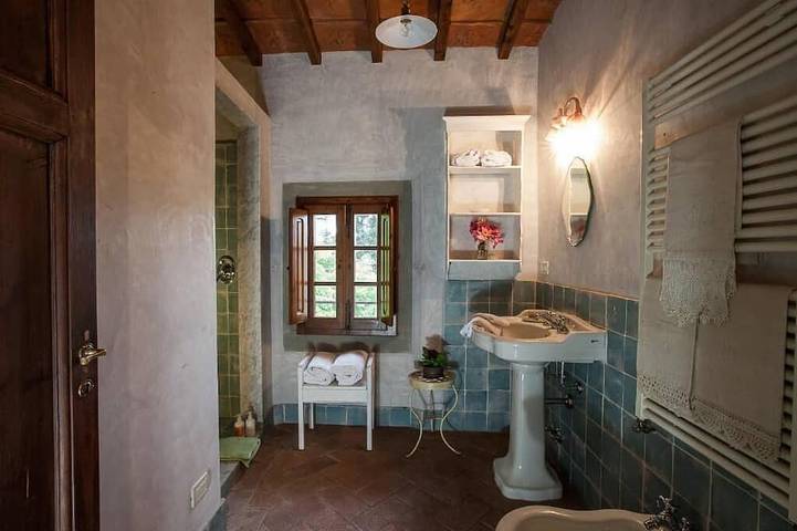 Apartamento entero, Habitación Deluxe en residencia histórica con piscina in Sesto Fiorentino, Provincia de Firenze