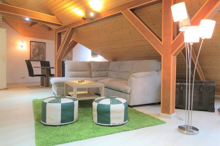 Ferienwohnung für 8 Personen, mit Whirlpool in Senftenberg