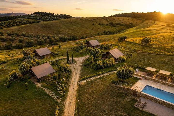 Camping für 6 Personen, mit Balkon und Terrasse sowie Garten und Pool in der Maremma - 4